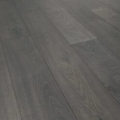 Swiss Krono Arosa Oak - Solid Chrome 12mm Laminate Flooring (218894) -Quality Home Flooring Store arosa oak solid chrome 12mm laminate flooring 218894 p85636 193723 image