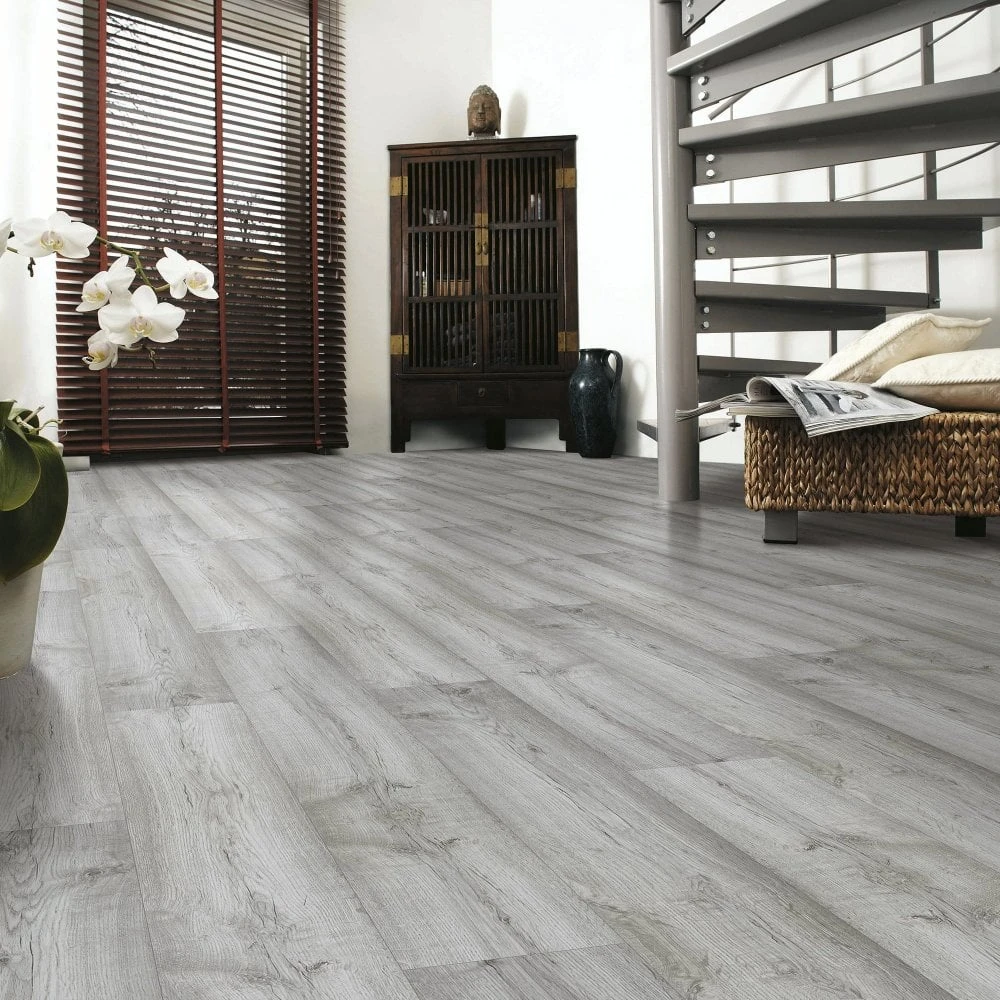 Krono Original Dartmoor Oak - Vario Supernatural 8mm Laminate Flooring (169961) 3 Krono Original Dartmoor Oak - Vario Supernatural 8mm Laminate Flooring (169961)